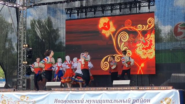 Образцовый ансамбль народного танца 