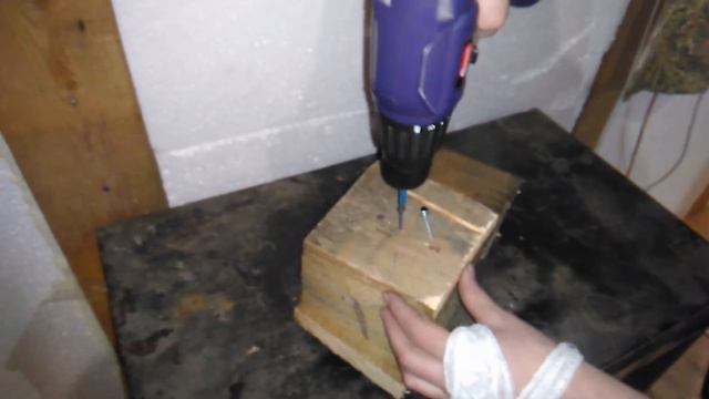 Шуруповерт 18 вольт на 12 вольтовом АКБ смотреть онлайн