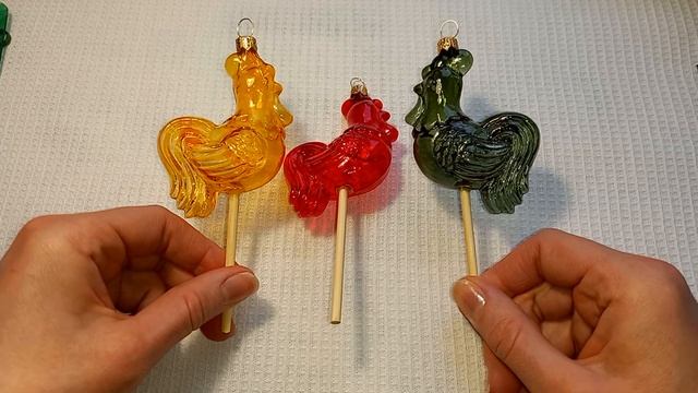 Моя новинка 21/22 от производителя IRENA (ИРЕНА) - "Петушки на палочке". Стеклянные елочные игрушки смотреть онлайн