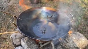 Жарим курицу на природе. Эпическая жареная курица! Frying chicken in nature. ASMR.