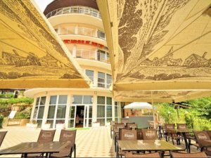 Отдых в Лазаревской. Отели и гостиницы в Лазаревке. "Континент" гостевой дом в Лазаревском