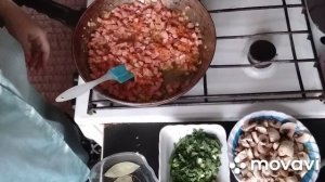 Вкуснейший суп с грибами и колбасой.#вкуснейший_суп#с_грибами#колбасой#вкуснотища