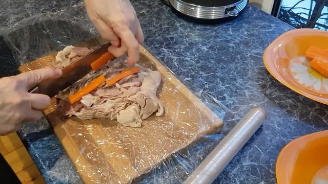 Рулет из свиной рульки смотреть онлайн