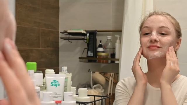 Dr. Safe - Салициловая пенка для умывания смотреть онлайн