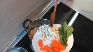 Суп с цветной капустой видео рецепт. Книга о вкусной и здоровой пище