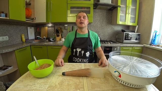 Чесночные куриные колбаски (пивчики),  в сушилке для овощей и фруктов. Лучшая закуска к пиву.