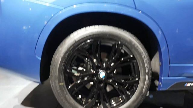 Mercedes Concept EQ | Electric SUV Launched at AutoExpo | Part 1 смотреть онлайн