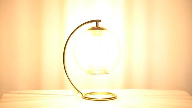 Лампа настольная Favourite 2880-1TЛампа настольная Favourite 2880-1T смотреть онлайн