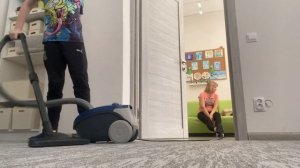 Samsung SC4140. Учимся ребёнку пылесосить.