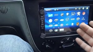 как поставить на заставку магнитолы логотип авто машины 2din монитор код пароль