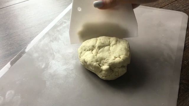 Пицца на тонком тесте / Безглютеновые рецепты
