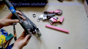 Сборка самоката их разных деталей