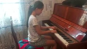 Сарсенгалиева Адина,3 кл.Е .Гнесина.Педальный этюд.