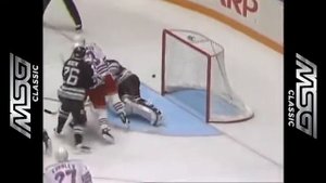 Alex Kovalev first NHL goal for Rangers (12 oct 1992)