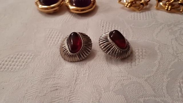 Редкие покупки с блошиного рынка. Броши ,клипсы, цепи .Находки с барахолки. смотреть онлайн