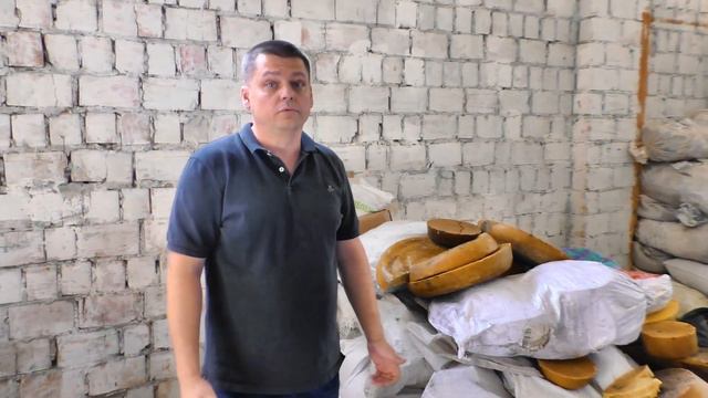 Весь процес виготовлення вощини! Осінь на пасіці смотреть онлайн