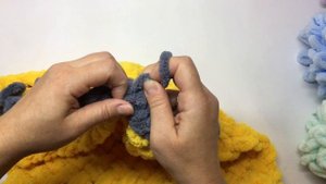 ОБВЯЗКА ПЛЕДА АЛИЗЕ ПУФФИ//Обвязка края плюшевого пледа//плед из пряжи  ализе пуффи