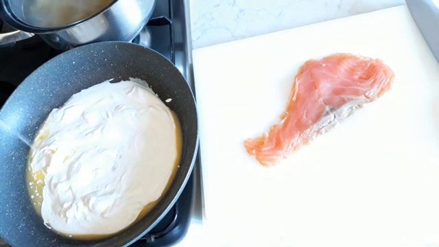 Макароны-бабочки с копченым лососем /Farfalle al salmone affumicato смотреть онлайн