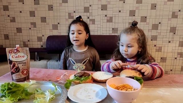 Гамбургер в домашних условиях. смотреть онлайн