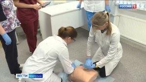 Медсестры Карелии правила оказания первой помощи отрабатывают на новом манекене-симуляторе