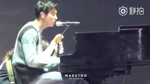 Пак Чанёль(Park Chanyeol) - All of Me.Очень красиво поет!!!