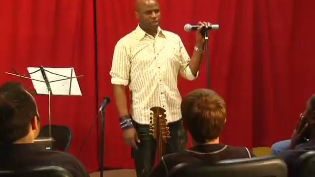 How to Improve Your Stage Presence : Understand the Relationship Between First Impressions & Stage смотреть онлайн