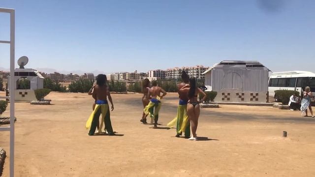 Бразильський танець|| Royal Lagoons || Єгипет смотреть онлайн