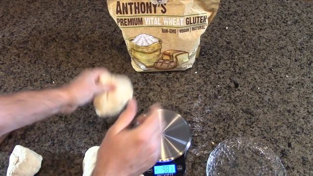 BEST QUALITY Vital Wheat Gluten Anthony's 4lb bag! Robert Shows How to Make a New York Pizza! смотреть онлайн