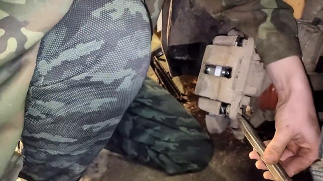 Замена тормозных колодок, дисков и барабанов ВАЗ 2114 (2108,2110,2115)