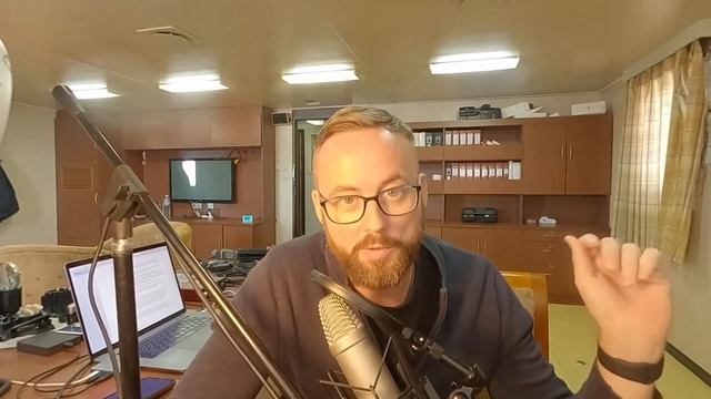 Микро менеджеры. Теперь ты знаешь как это называется. смотреть онлайн