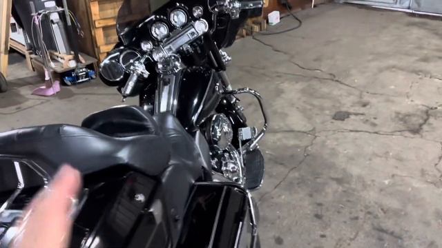 Harley-Davidson Electra Glide 1580, фирма FreshmotoPRO смотреть онлайн