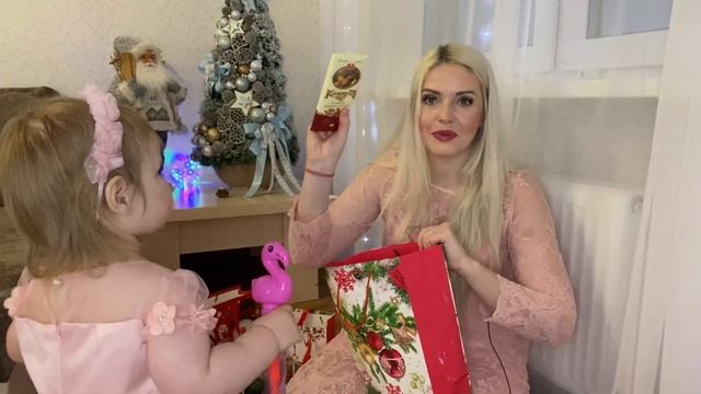 ПОДАРКИ! МНОГО ПОДАРКОВ! 11.01.21 смотреть онлайн