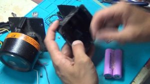 Фонарь  Экотон-10  нудная замена аккумулятора + распаковочка