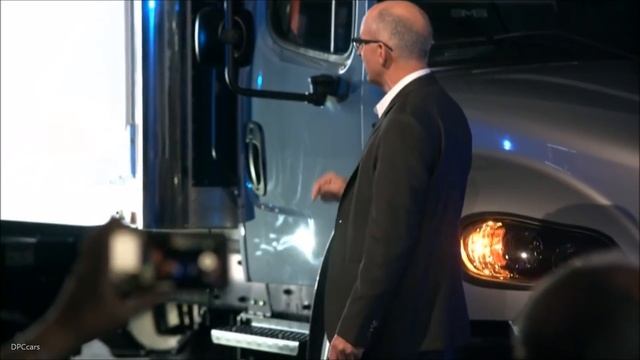 Electric Daimler eCascadia Truck Unveiling смотреть онлайн