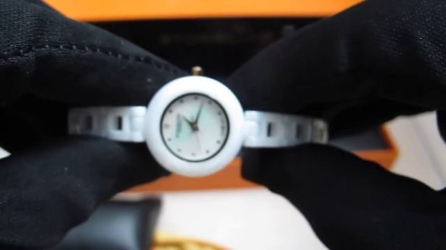 Обзор женских наручных часов Stuhrling Leisure Petit Swiss Quartz 921.01 смотреть онлайн