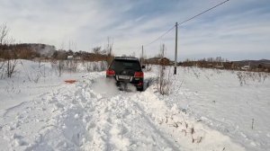 Lexus lx570.  Зима. Снег. Бездорожье