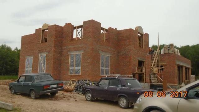 Кирпичный жилой дом смотреть онлайн