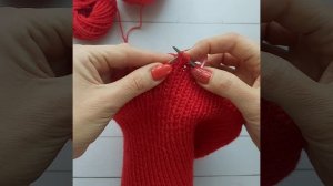 Шапка спицами бини резинкой 1*1 на весну