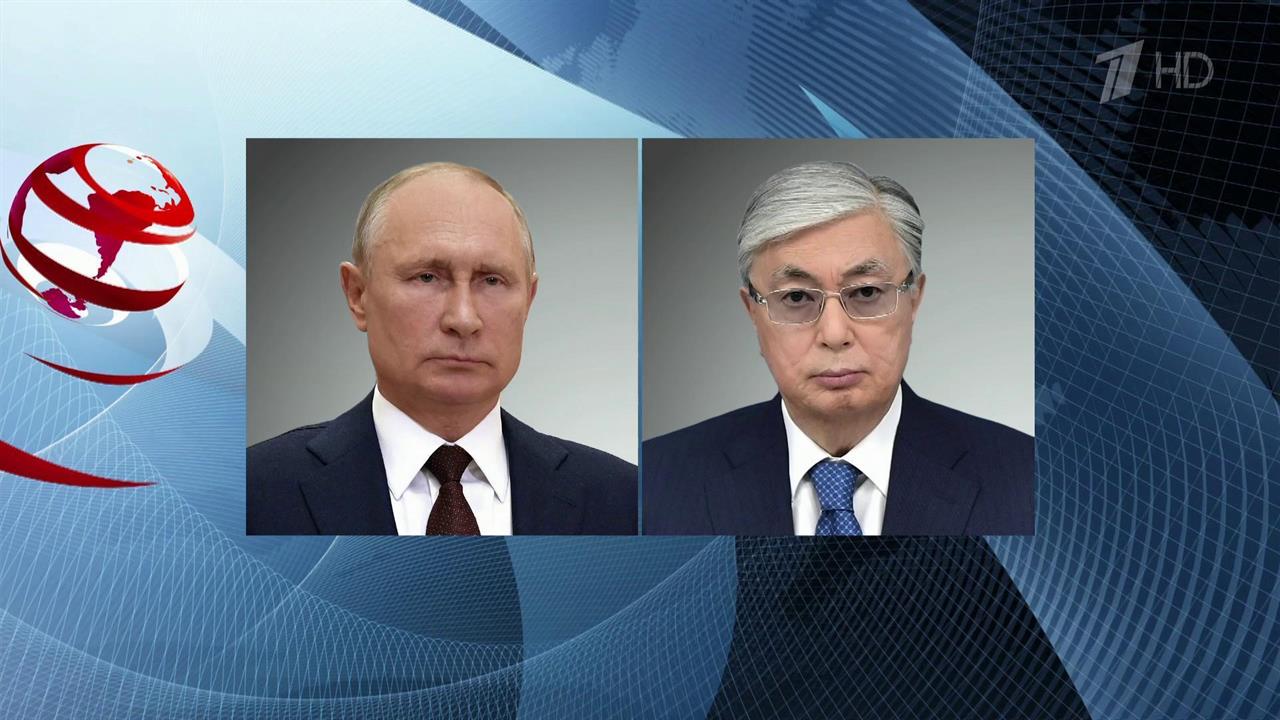 Сложную паводковую обстановку в регионах России и Казахстана обсудили по телефону лидеры двух стран