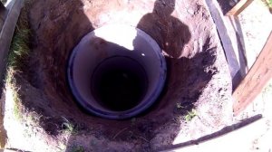 Копка септика из бетонных колец в одиночку. Удобства в старинном доме.