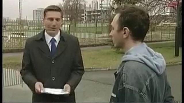 В многоэтажке в самом центре города обрушились внутренние перекрытия. Продолжится ли строительство? смотреть онлайн