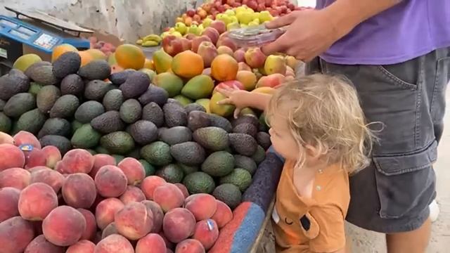 Moroccan Souk Market Weekly Shop смотреть онлайн