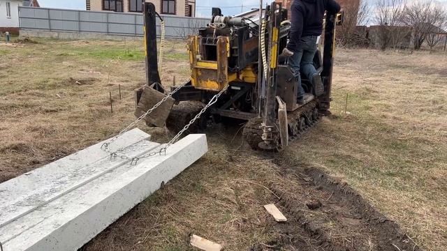 Делаем разметку под Фундамент.Забиваем сваи.