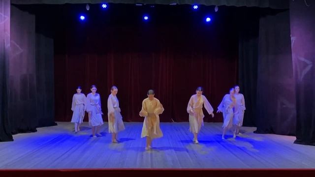 Образцовый ансамбль эстрадного танца «Dance-college» - «Исповедь» смотреть онлайн