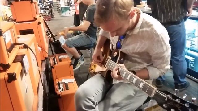 Gibson LP Traditional USA + Orange testing in Manhattan смотреть онлайн