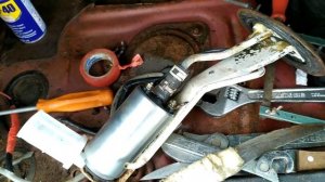 Замена топливного насоса toyota sprinter carib ae95 1993г. 4afe