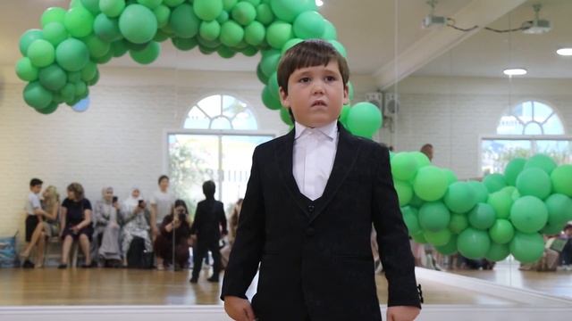 Сын Исмагила Шангареева читает "Белеет парус одинокий" М.Ю. Лермонтова смотреть онлайн