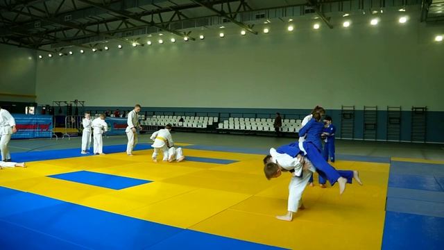 Дмитрий Якушев - пятикратный победитель первенства России по дзюдо и самбо смотреть онлайн