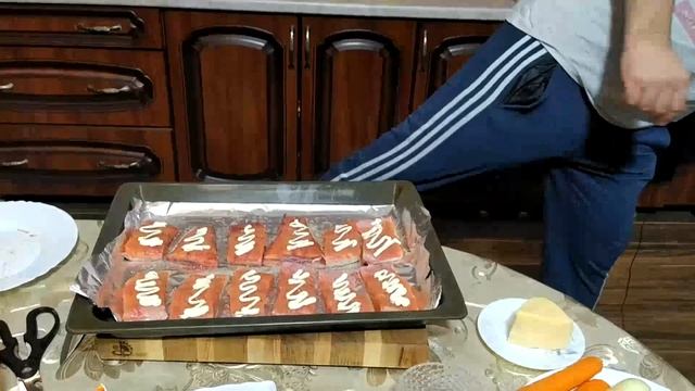 ЗАПЕЧЕННАЯ ГОРБУША В ДУХОВКЕ/ГОРБУША С ОВОЩАМИ И СЫРОМ(ENG SUB)