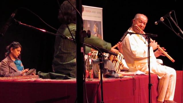 Hariprasad Chourasia in Germany смотреть онлайн